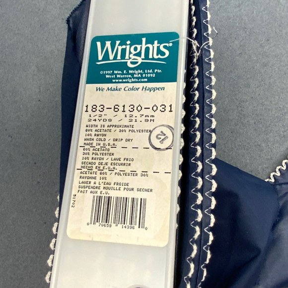 Vintage Navy Blue Trim White Scalloped Edge 24-ish Yards - Picture 2 of 3